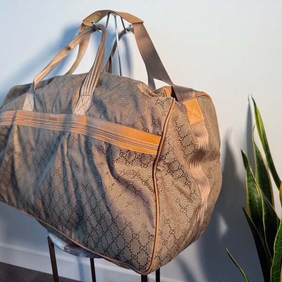 Gucci GG Canvas Large Duffel Weekender Bag - Picture 4 of 15
